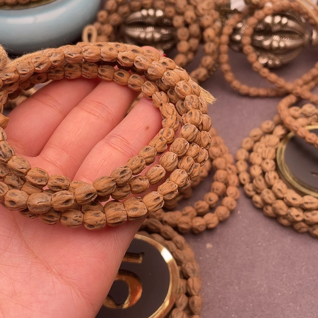 v***n柏香籽/百香籽把件