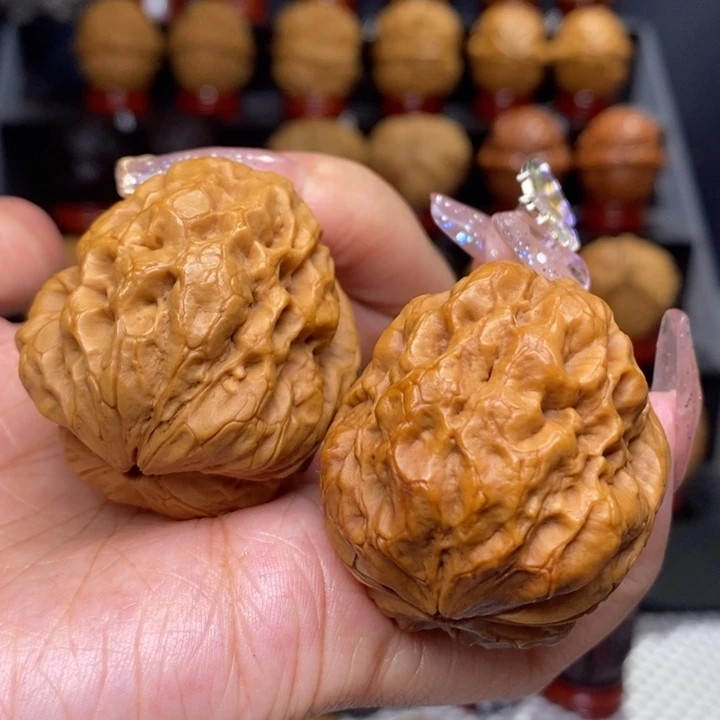 文玩核桃把件龙钾42号