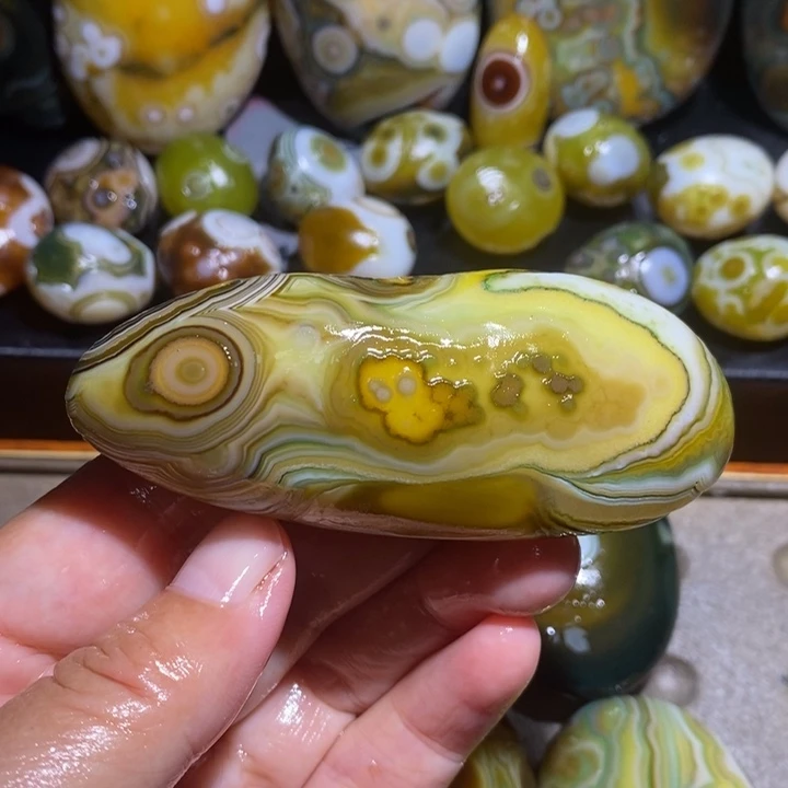 未镶嵌玛瑙/玉髓珠宝半成品110