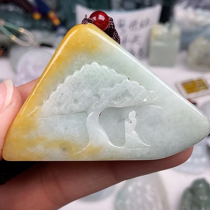 颈饰未镶嵌翡翠翡翠