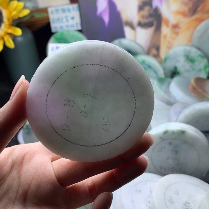 定制翡翠未镶嵌手镯