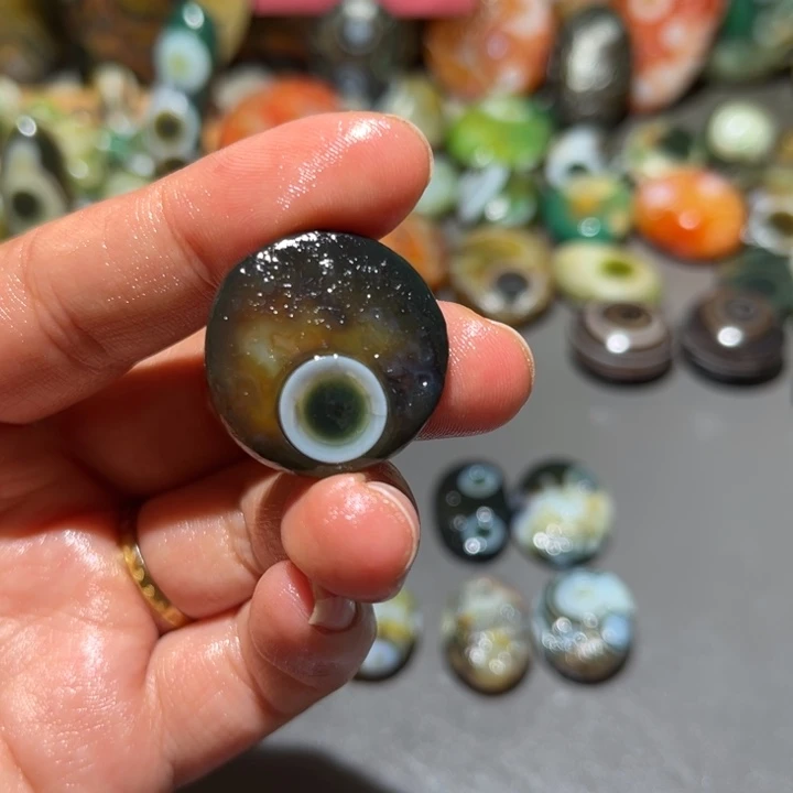 未镶嵌玛瑙/玉髓珠宝奇石往****…