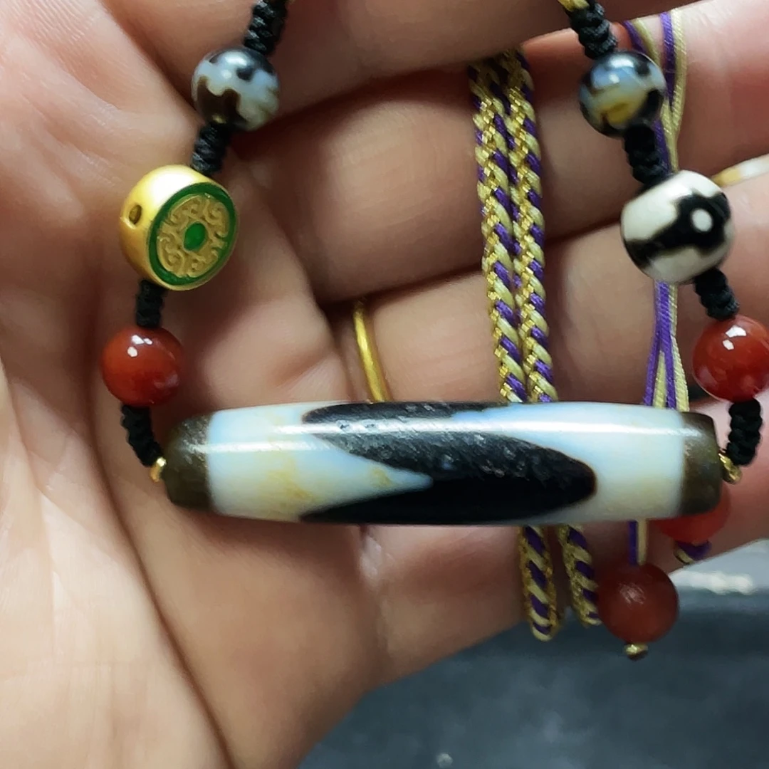 玛瑙/玉髓未镶嵌多样性发一