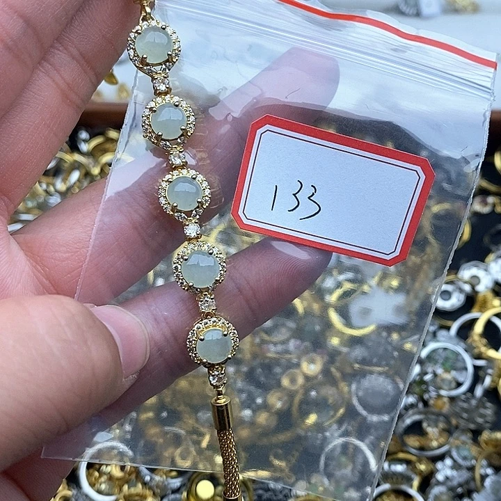 翡翠未镶嵌戒指133