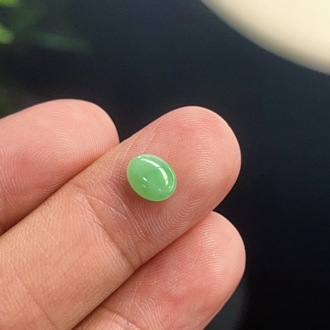 天然翡翠吊坠蛋面满色卡7-6.2-2.9阳绿戒指