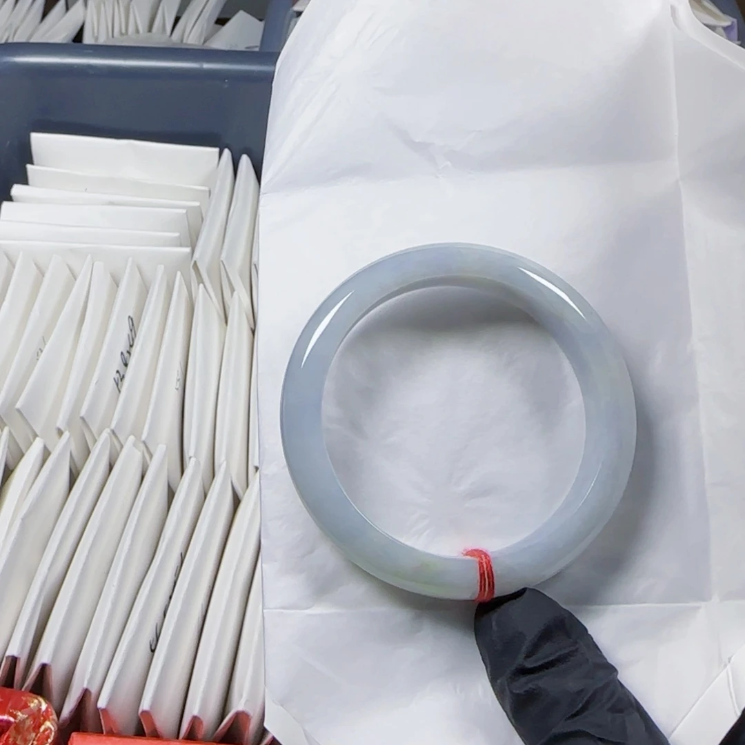 翡翠手镯未镶嵌@****G瑕疵翡翠手镯