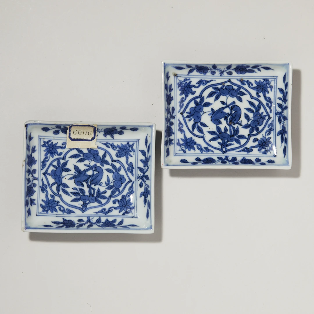 412、明嘉靖 青花花鸟纹方碟（一对）【乐臻专场（四）拍卖】