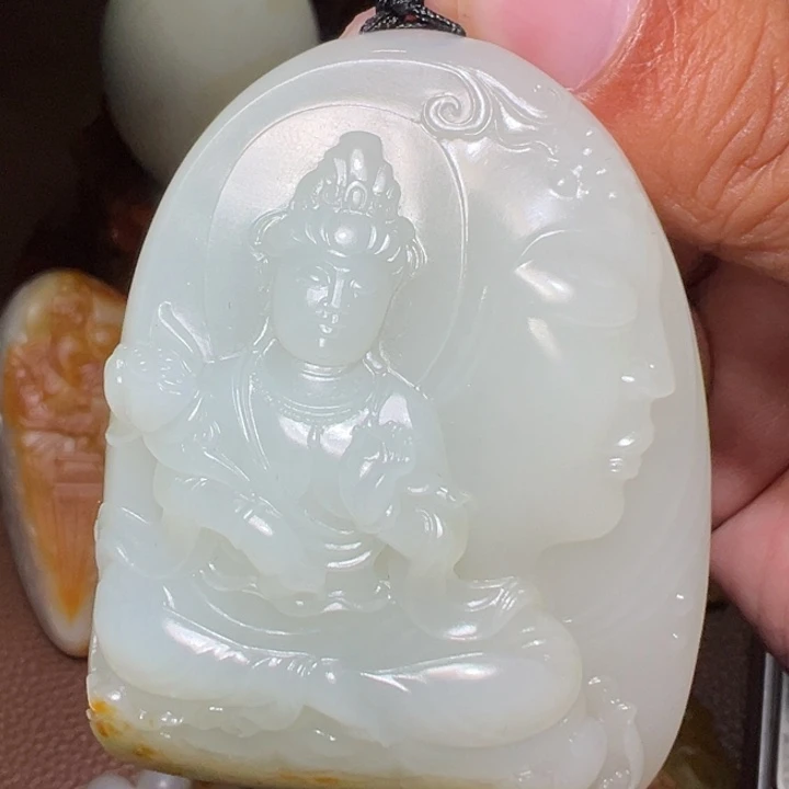 【闪购商品】颈饰未镶嵌和田玉