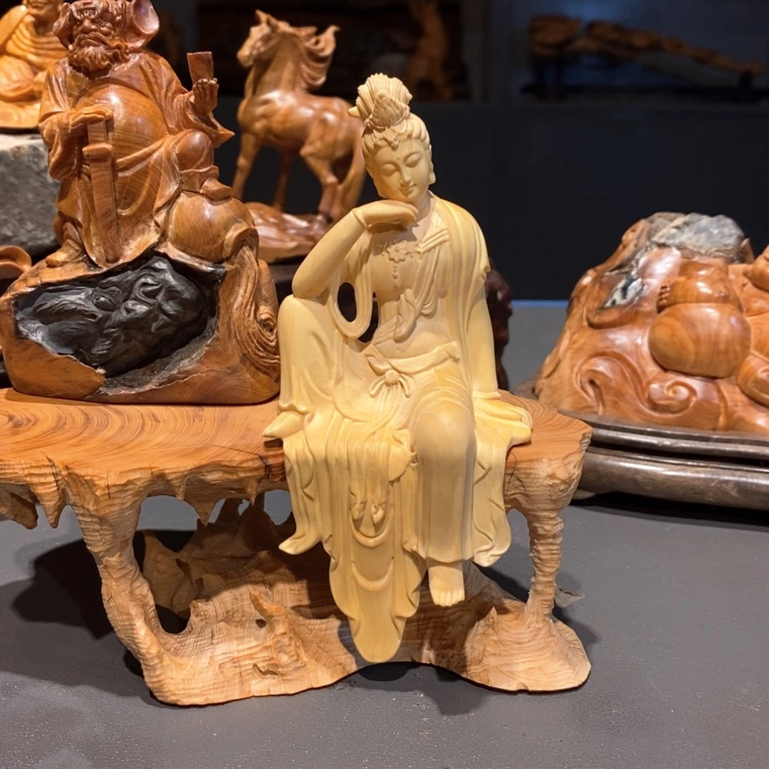 黄杨木吴****）观音黄杨木摆件