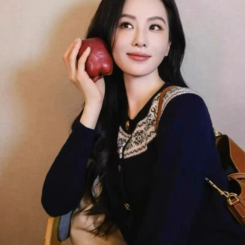 费尔岛复古提花羊绒羊毛开衫