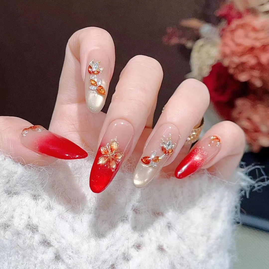 寇丝妮显白闪钻@【来财】寇丝妮 纯手工穿戴式美甲