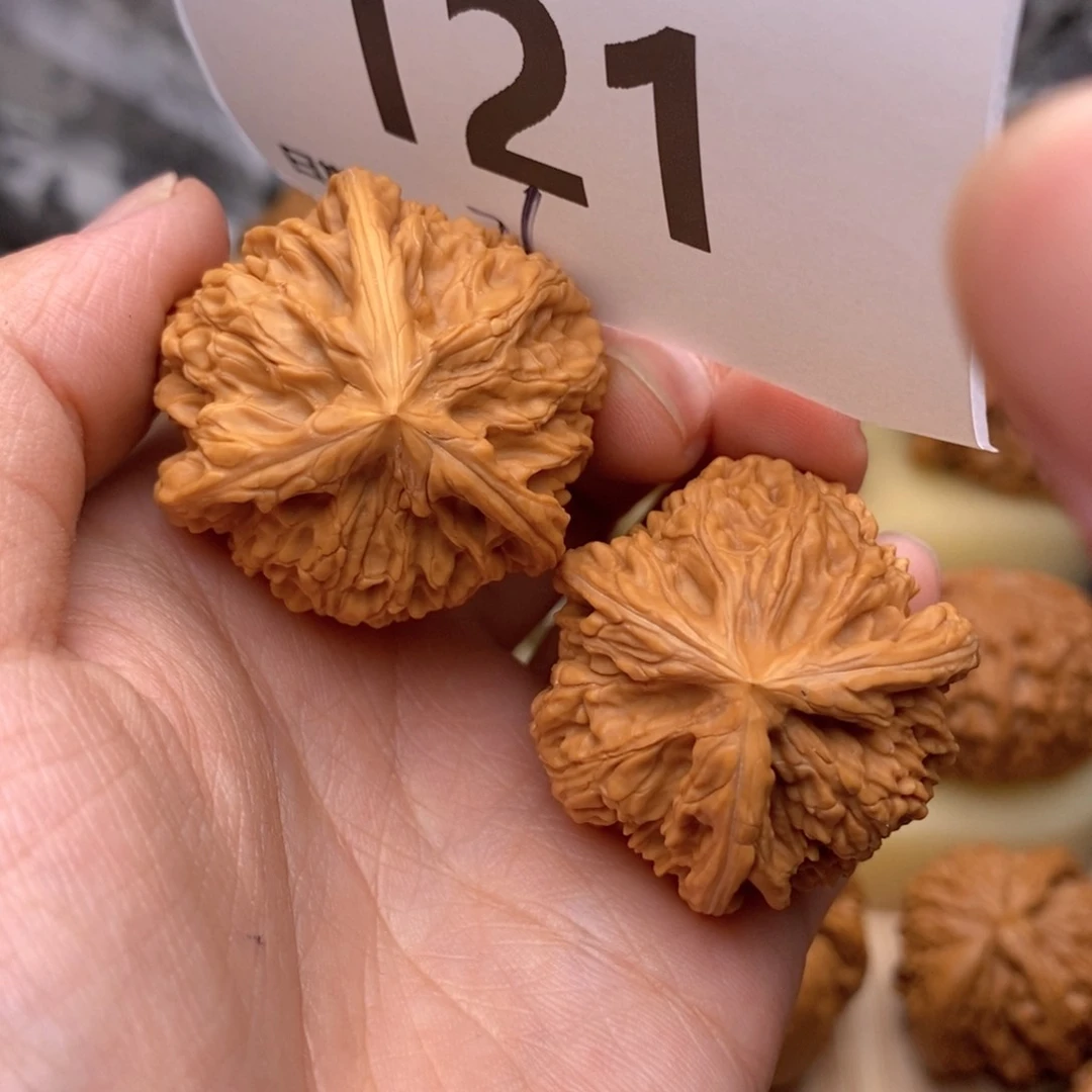 文玩核桃把件121号36文山