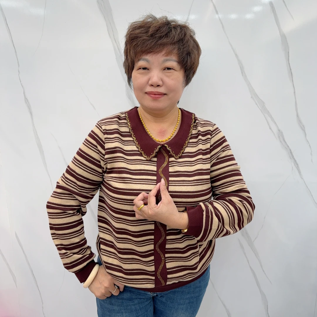 633冬季新款条纹翻领舒适洋气中老年女装上衣