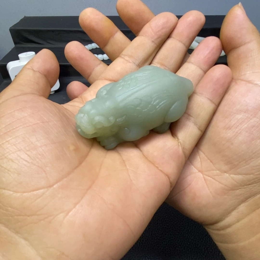 和田玉未镶嵌颈饰做***r