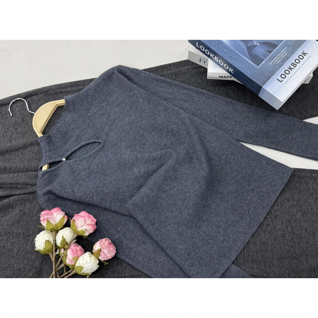 【灰色露肩套头】秋季新款时尚长袖针织上衣QC5760