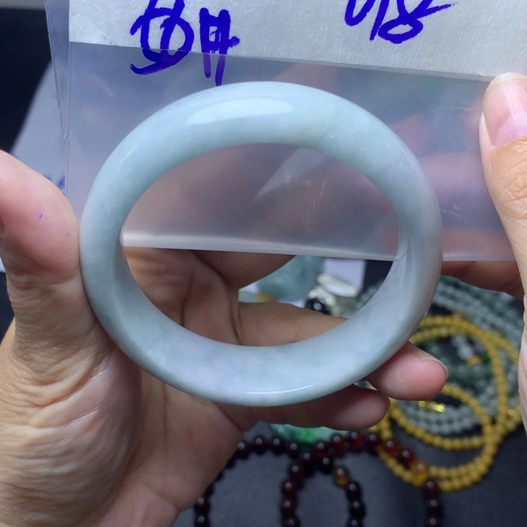 定制翡翠未镶嵌手镯56