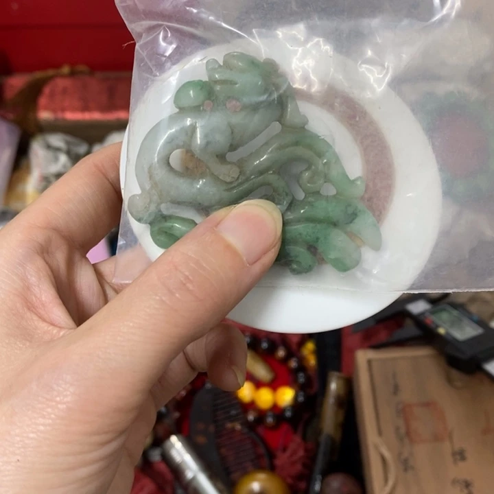 瓷片哈中古工艺品一件