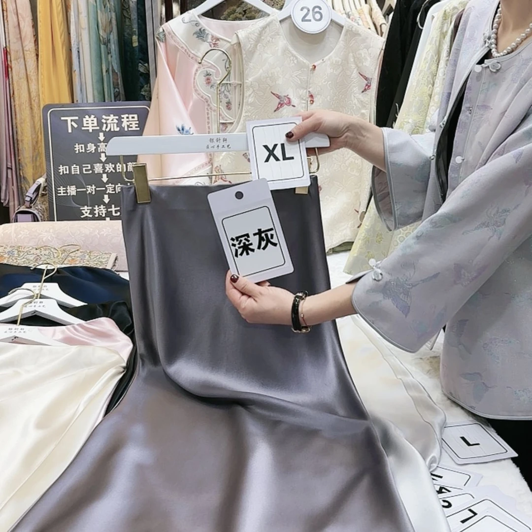 【闪购商品】颖苏绣等艺术品的收藏品