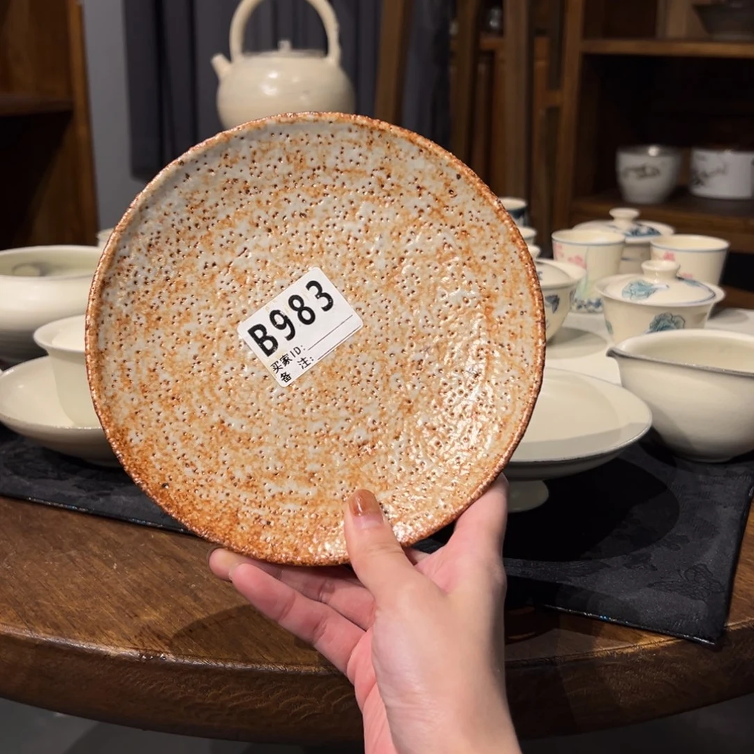 杯陶瓷。     陶瓷。