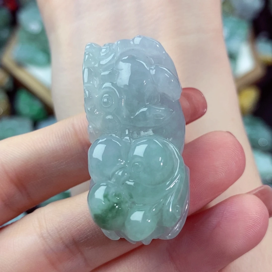 翡翠颈饰未镶嵌天然