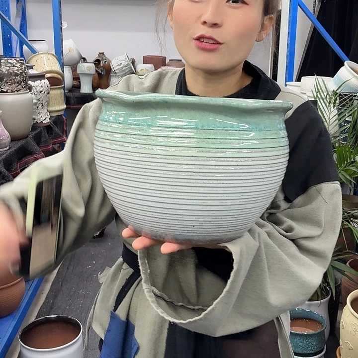 25×18粗陶花盆有孔