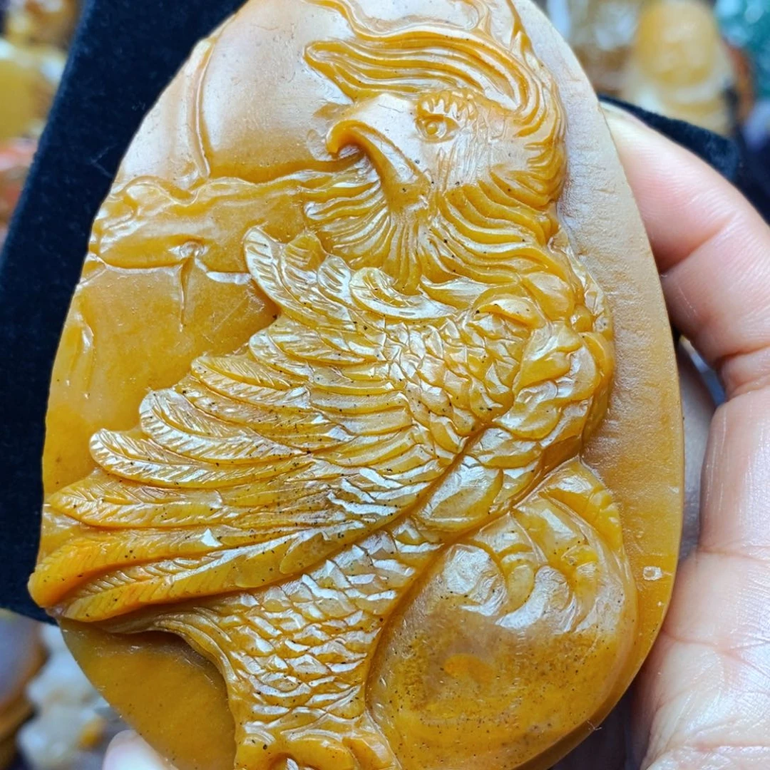 石英质玉（黄龙玉）未镶嵌颈饰