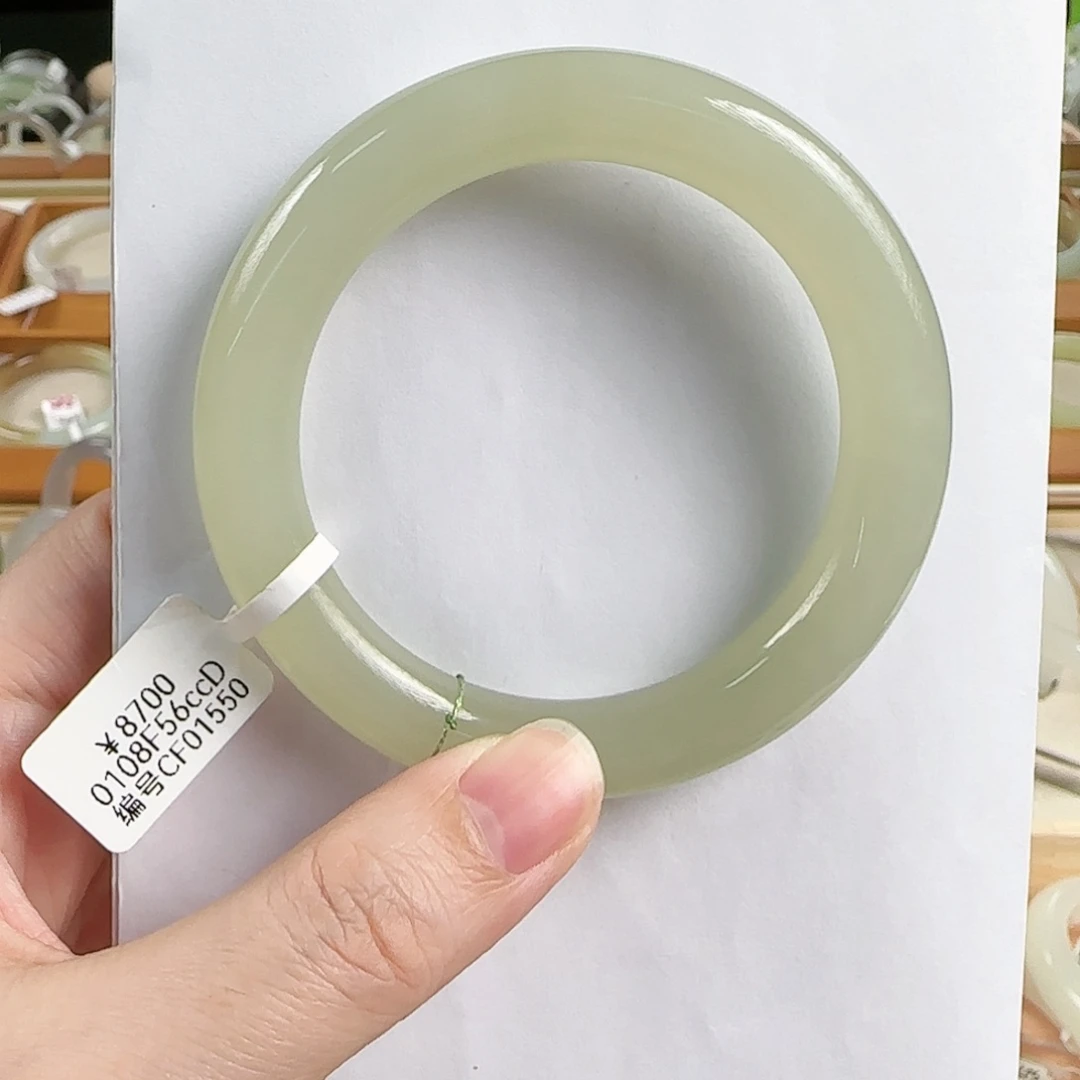 和田玉手镯未镶嵌56