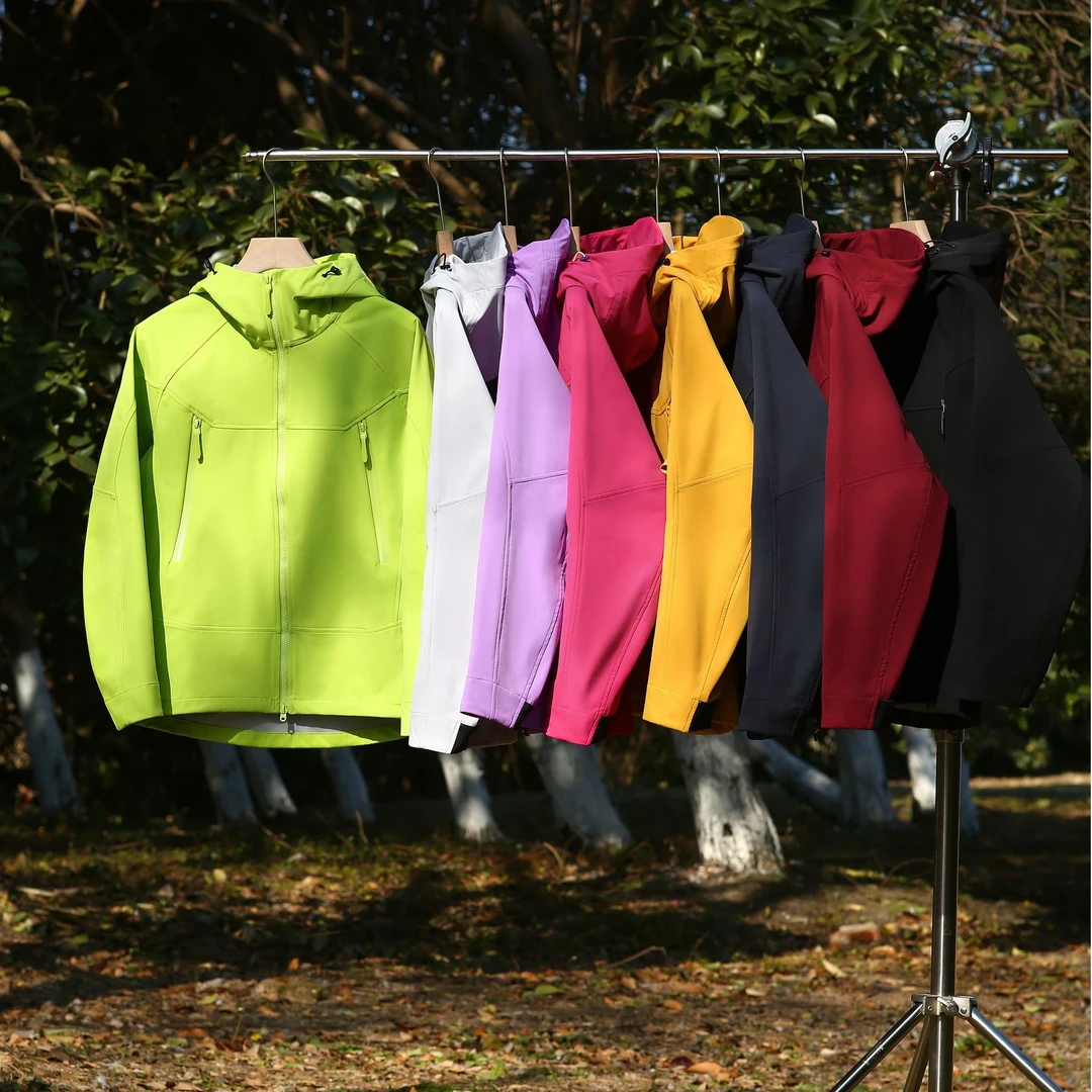 【专属】五防户外软壳连帽冲锋衣情侣夹克BJX25100春秋运动防水外套