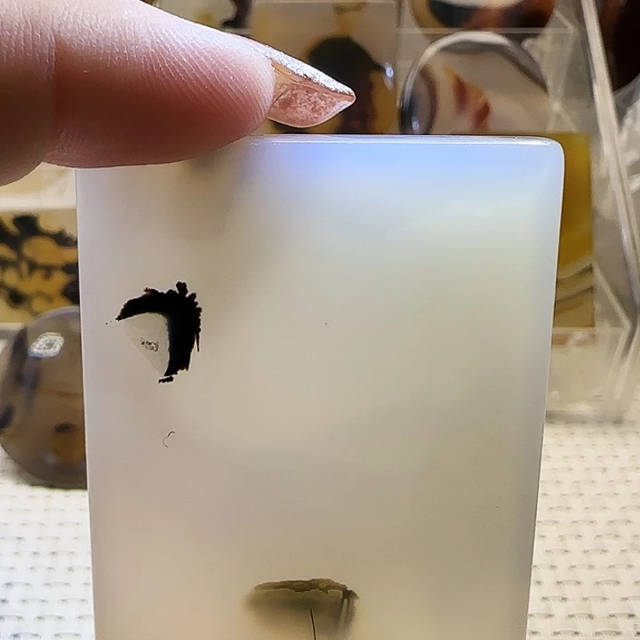 玛瑙/玉髓未镶嵌珠宝奇石