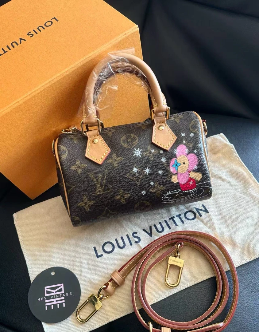 95新 LouisVuitton/路易威登 圣诞限定老花speedynano包 16772197