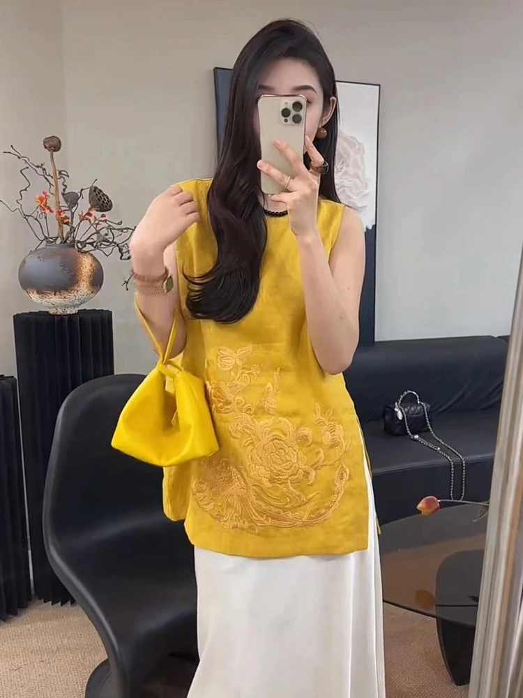 新中式重工刺绣无袖衬衫女2025夏季新款开叉背心国风设计感上衣潮