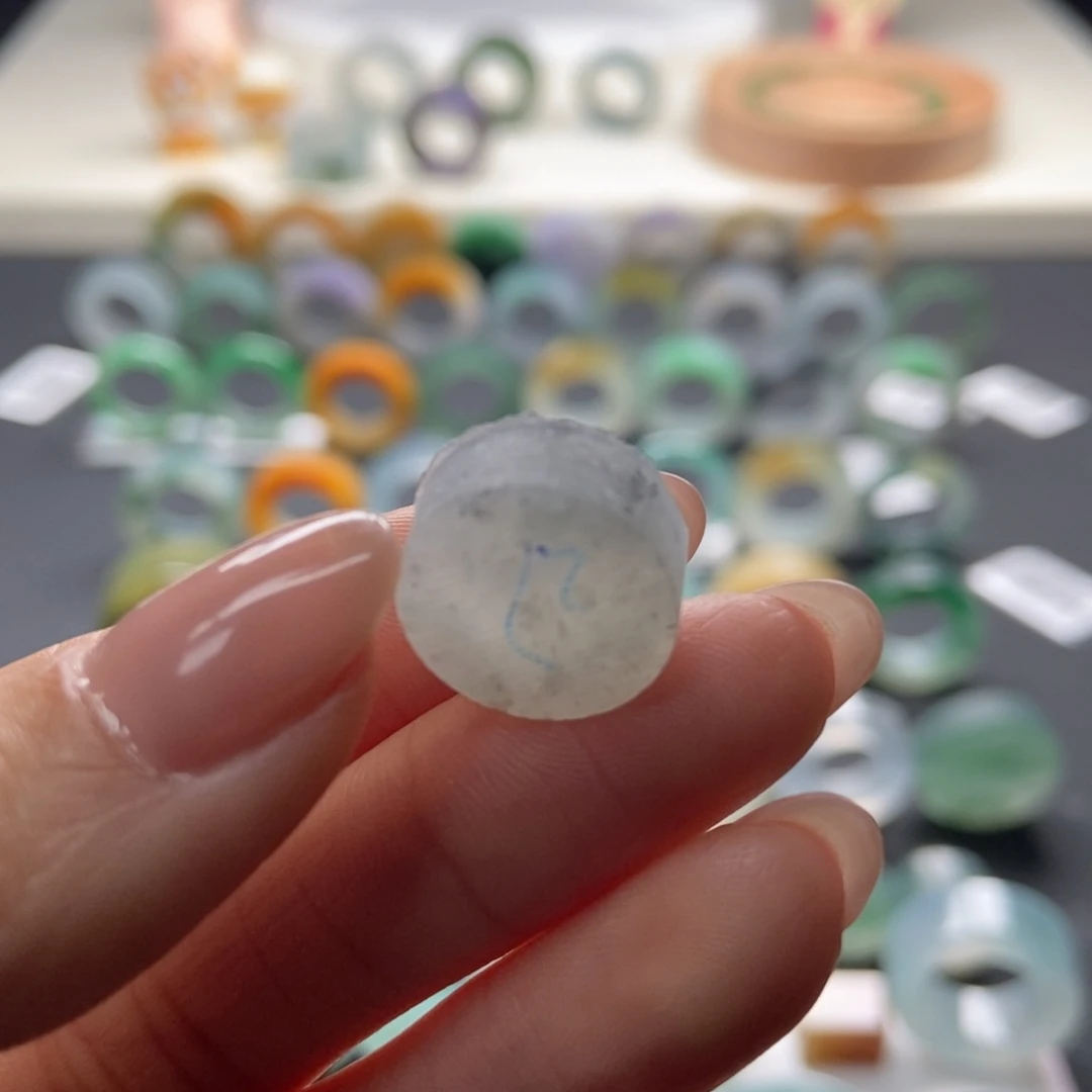 定制翡翠未镶嵌定制