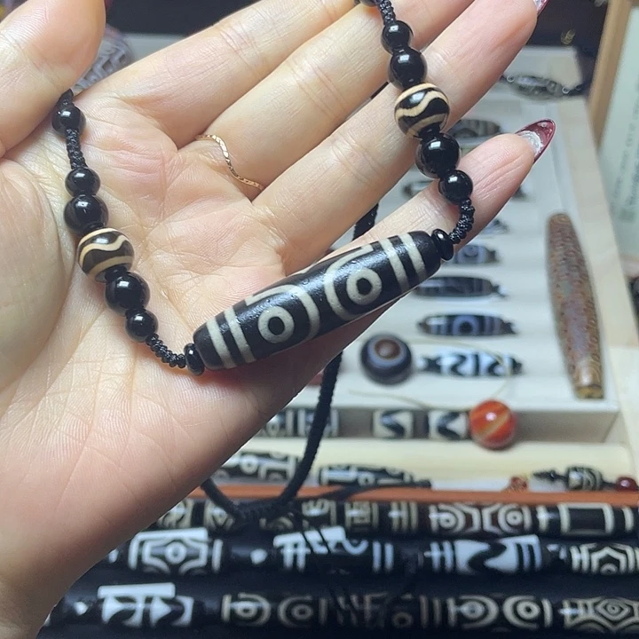 玛瑙/玉髓合金颈饰