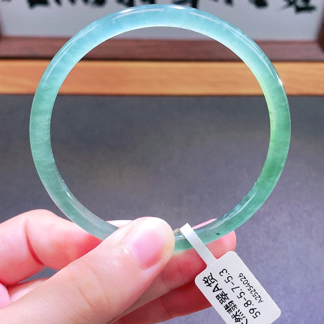 翡翠未镶嵌手镯天然翡翠