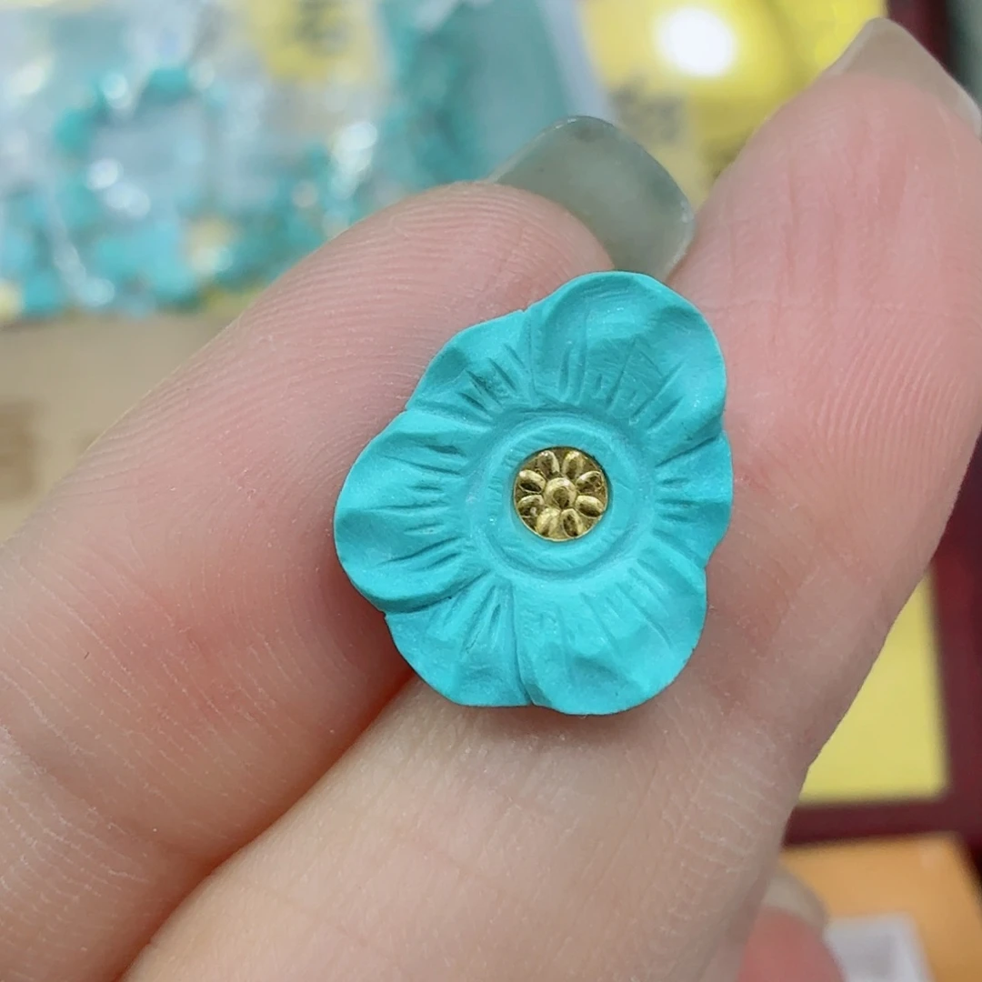 未镶嵌绿松石珠宝奇石