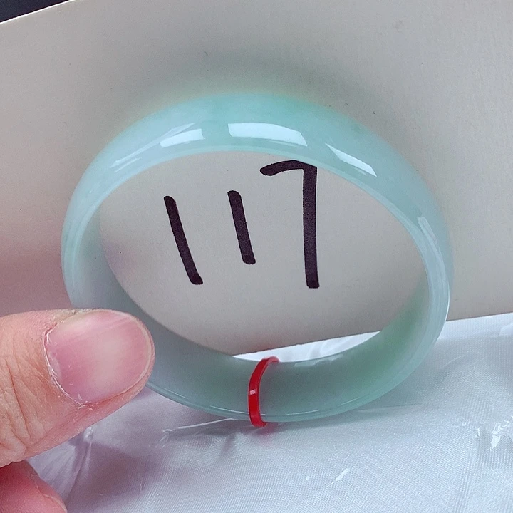 翡翠未镶嵌手镯翡翠