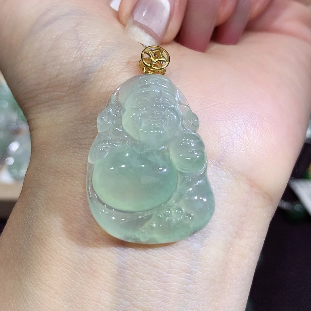 翡翠18K金镶嵌颈饰翡翠