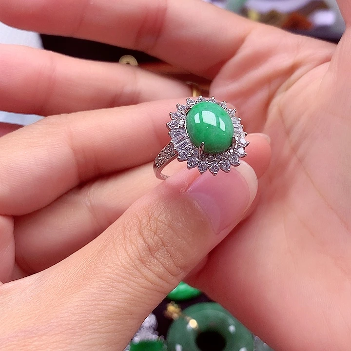 翡翠未镶嵌戒指翡翠