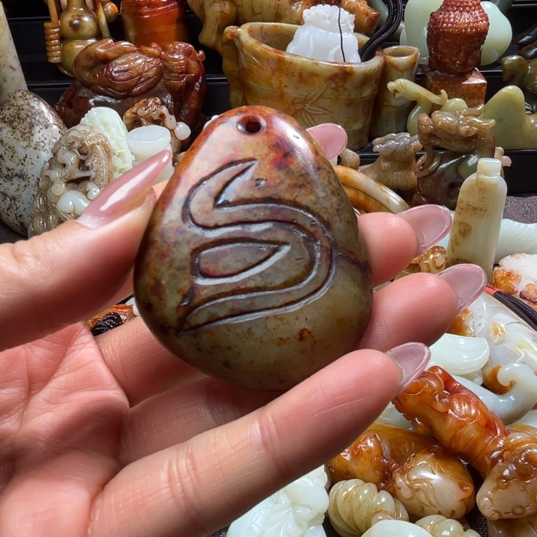 和田玉未镶嵌挂件