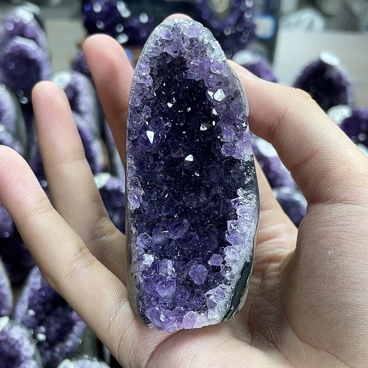 未镶嵌珠宝半成品水晶