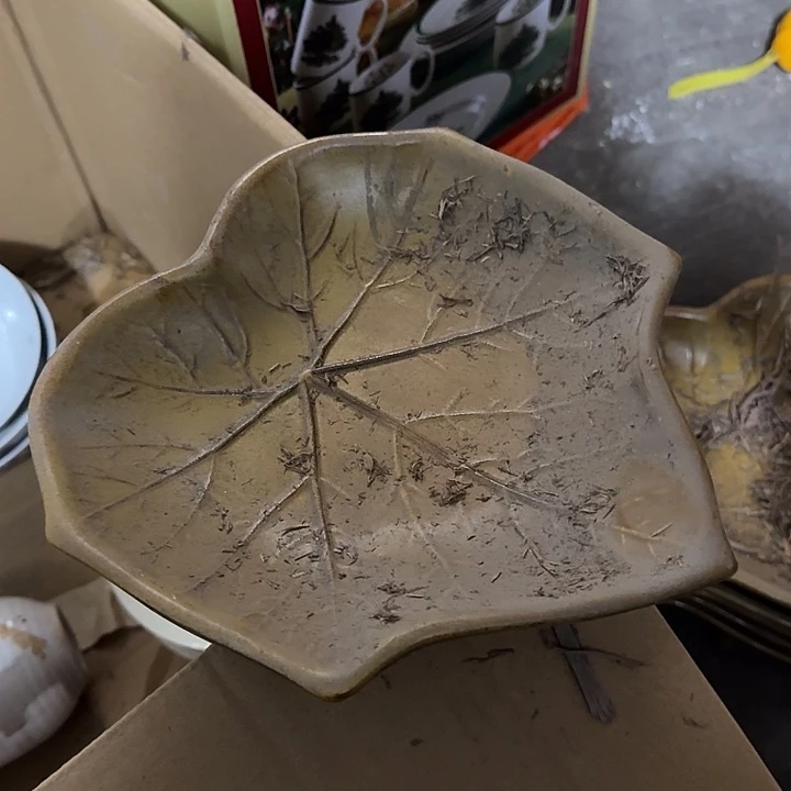 茶盏陶瓷盘子啥都有