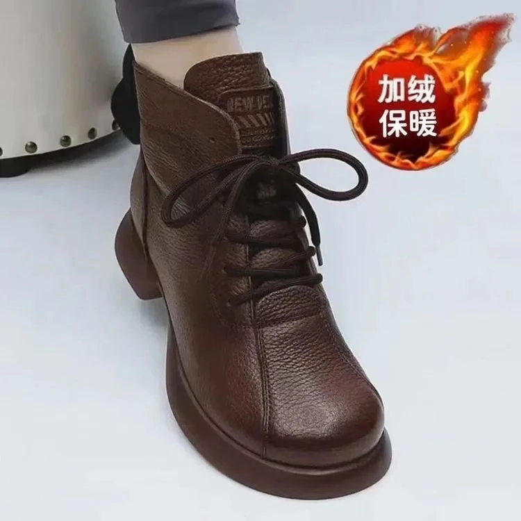 2025年新款平底百搭短筒马丁靴厚底圆头复古鞋子女款秋冬