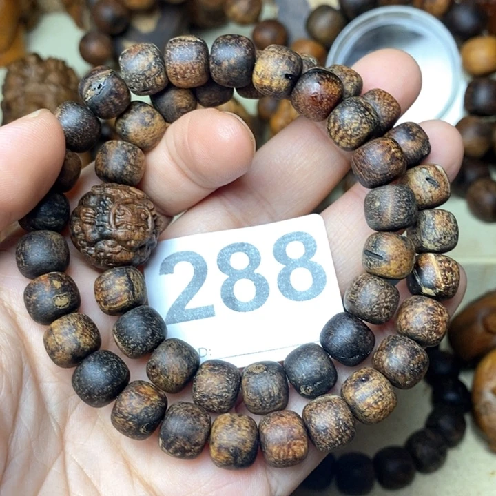 贡木手串/手链农*士瑕疵贡木