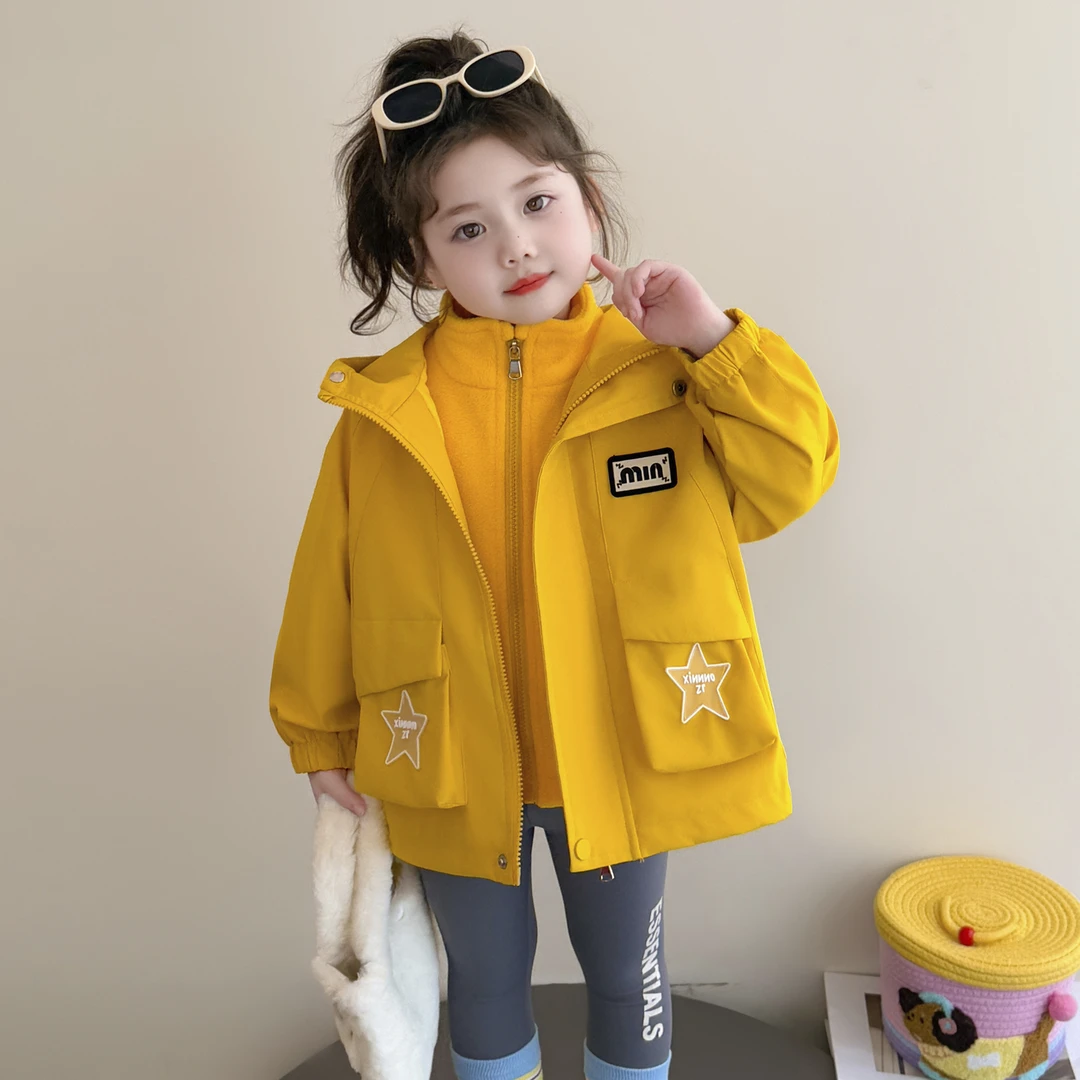 女童秋装外套2025新款洋气冬季卡通冲锋衣儿童装秋冬摇粒绒两件套