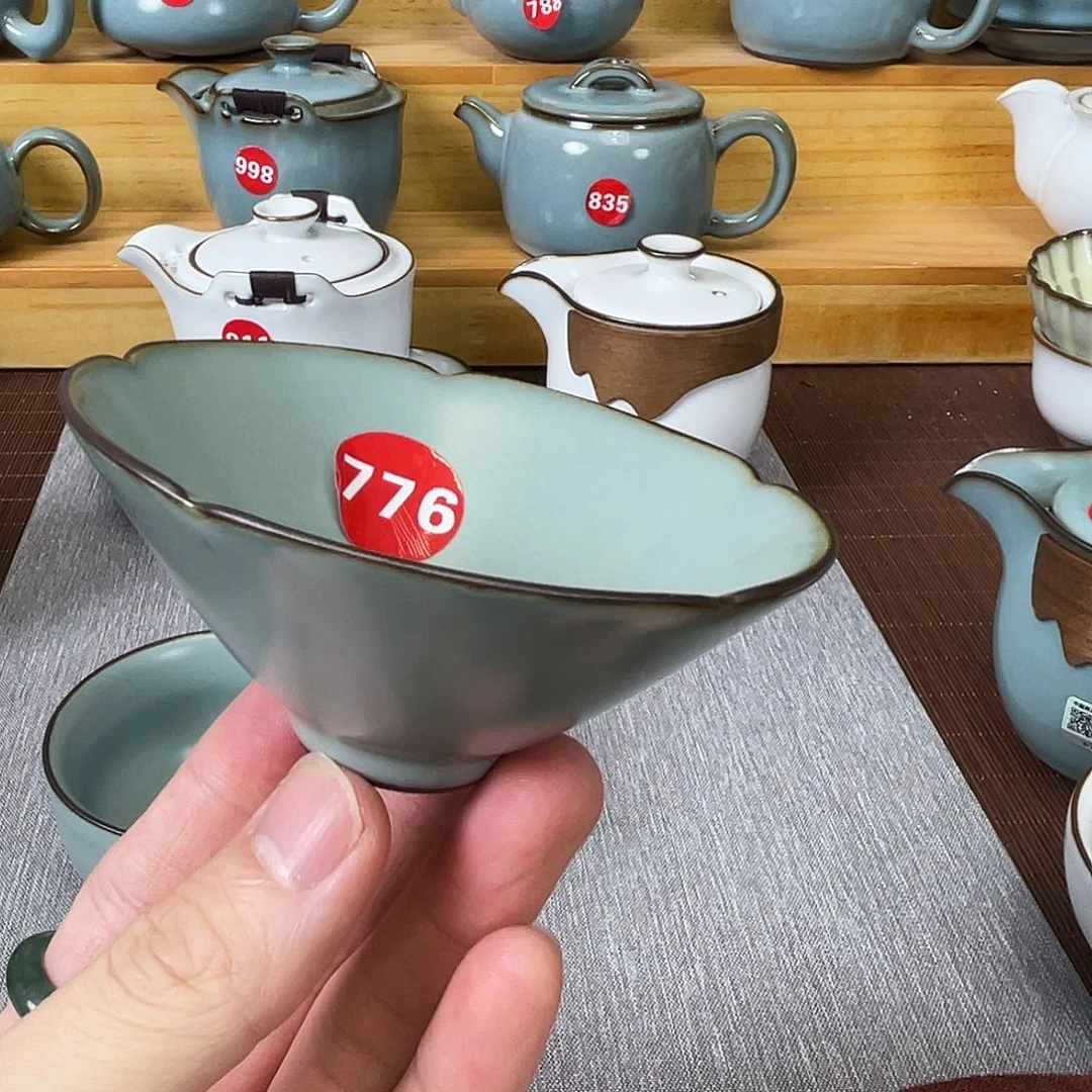 瓷片小微瑕。。。。。。。。。。