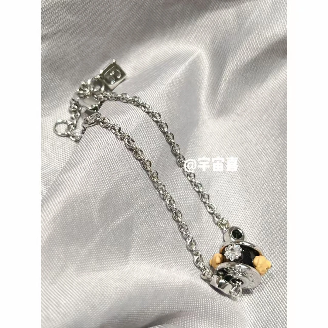 铜合金手链 F2-115【路路通黑色五角星白锆立体熊手链】