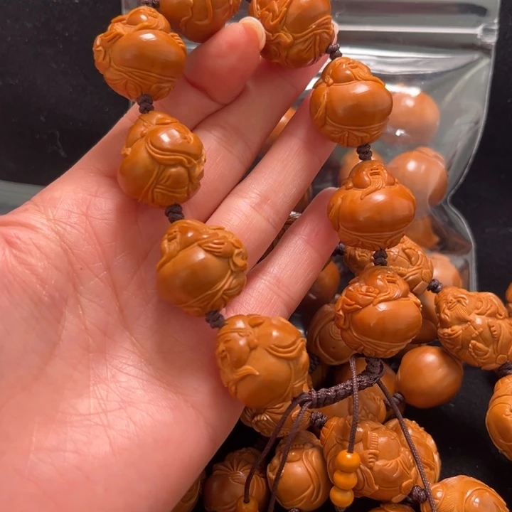এ***࿐橄榄核手串财神21