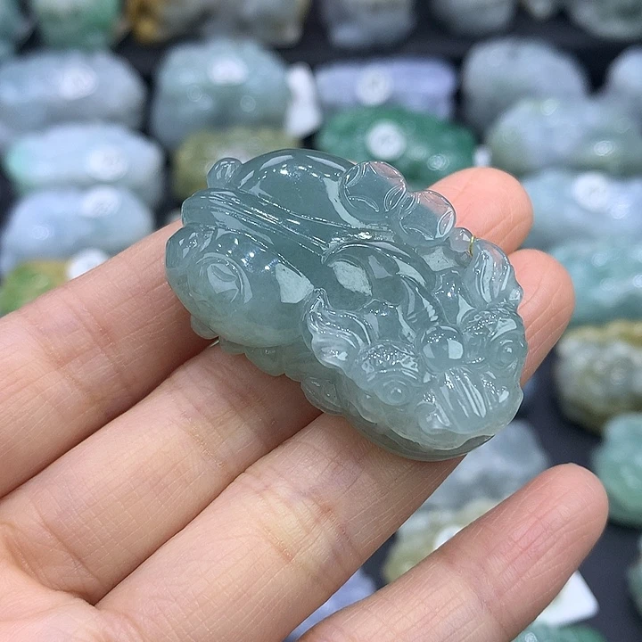 翡翠未镶嵌颈饰天然缅甸翡翠A货貔貅吊坠