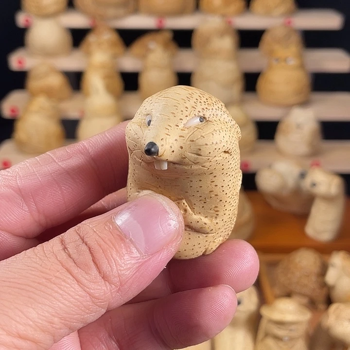 竹竹根雕老鼠手把件