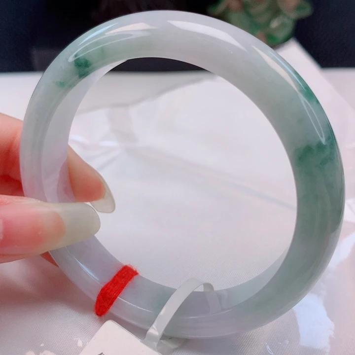 翡翠未镶嵌手镯54圈